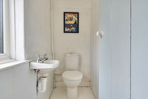Photo 11- click for photo gallery